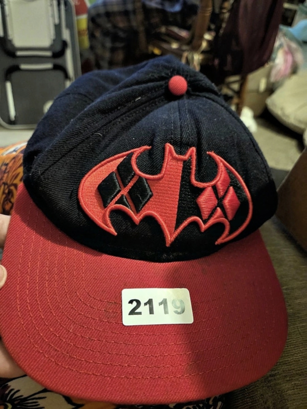 TM & DC Comics Batman Harley Quinn Black & Red Cap